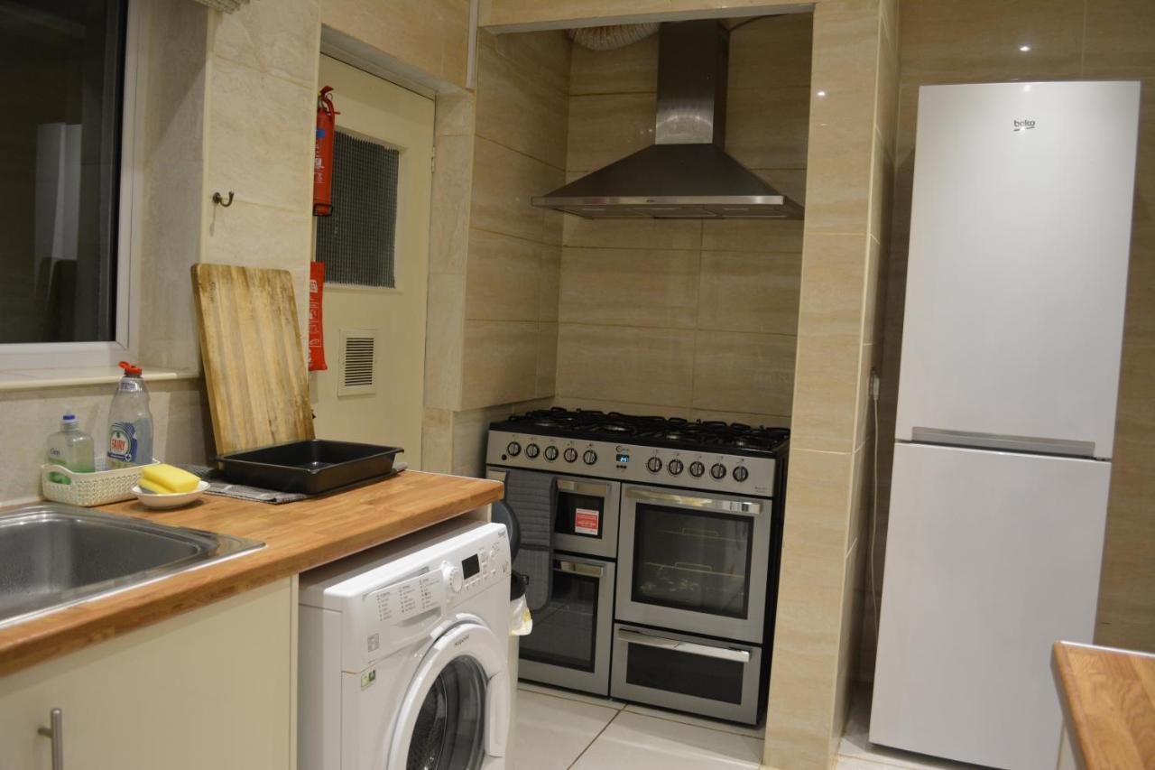 Large Ensuite Room อ็อกซ์ฟอร์ด ภายนอก รูปภาพ