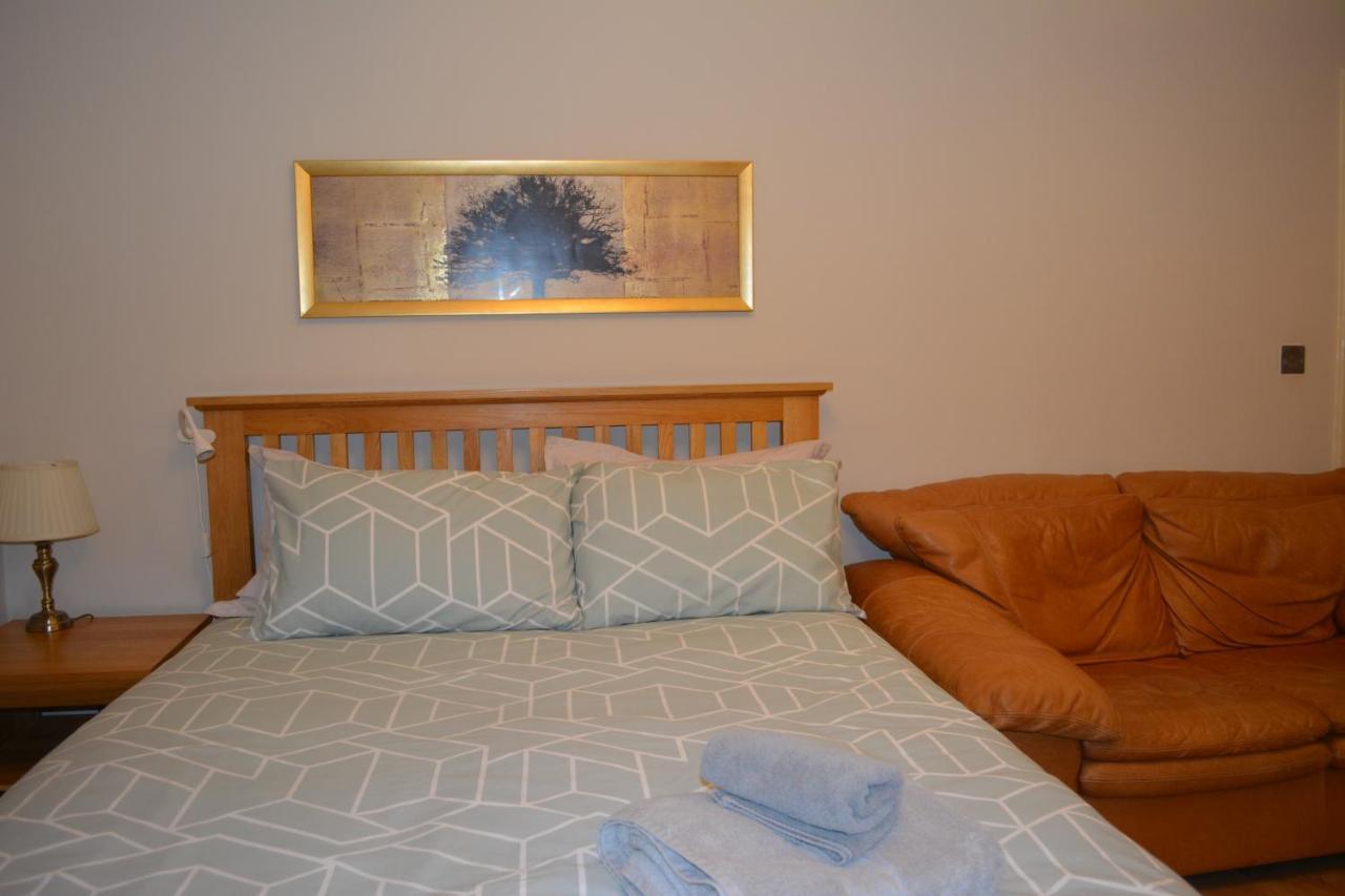 Large Ensuite Room อ็อกซ์ฟอร์ด ภายนอก รูปภาพ